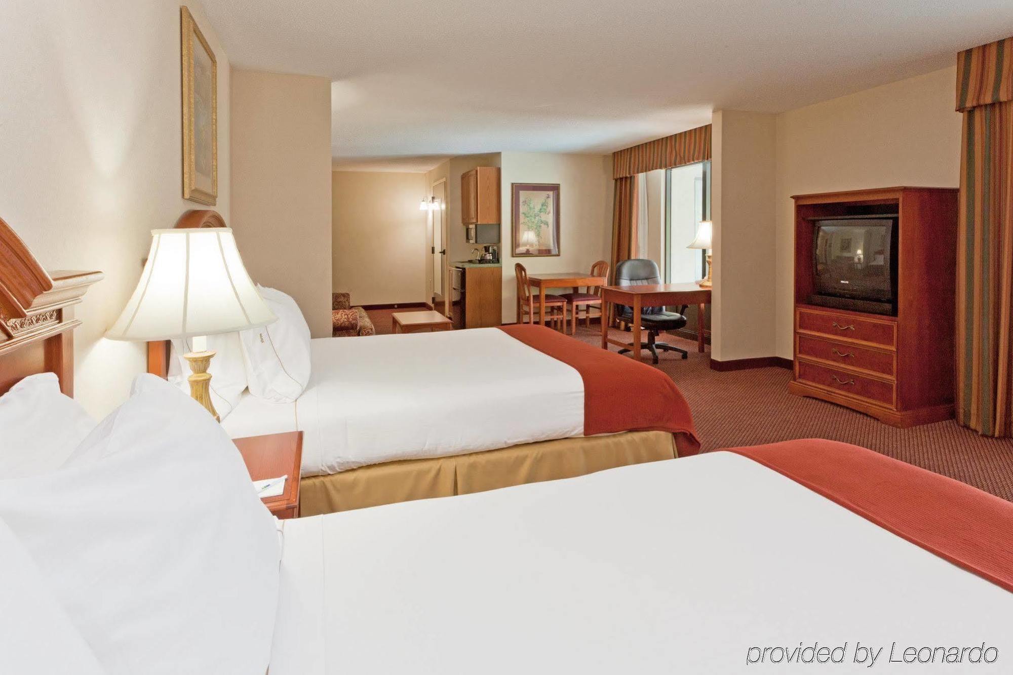 Holiday Inn Express Hotel And Suites Harrington - Dover Area By Ihg Exterior photo
