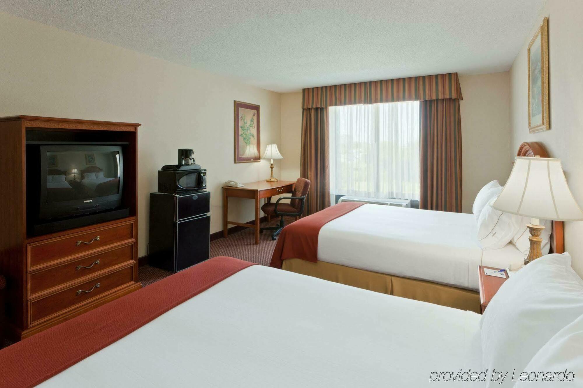 Holiday Inn Express Hotel And Suites Harrington - Dover Area By Ihg Exterior photo